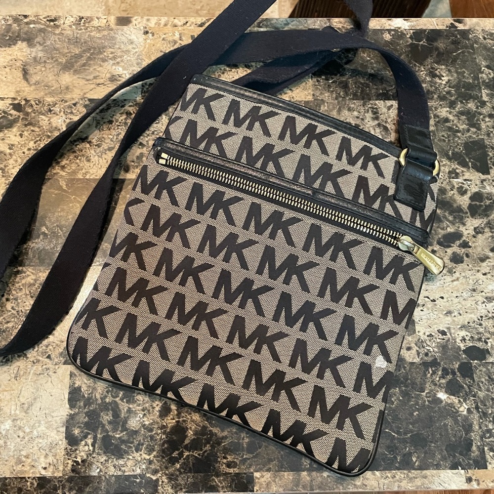 Michael Kors crossbody bag